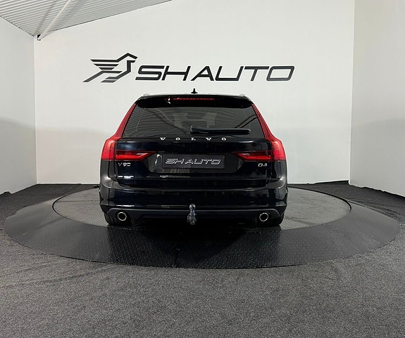 Volvo V90 6 of 11