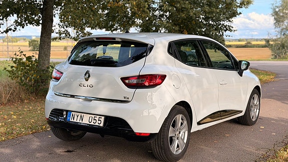 Renault Clio 3 of 17