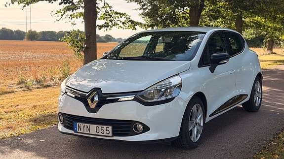 Renault Clio 2 of 17