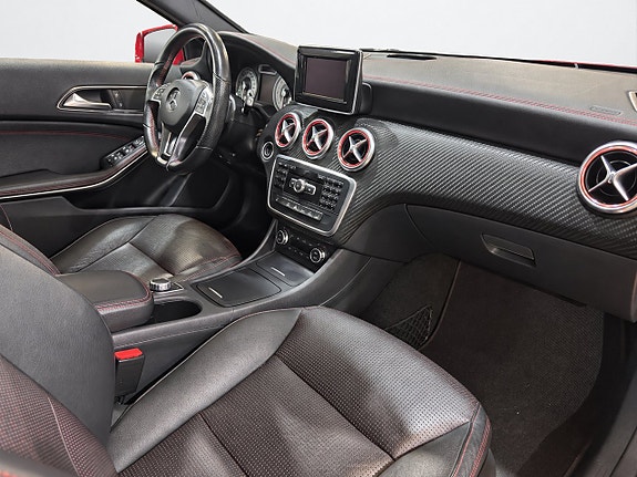 Mercedes-Benz A200 11 of 27