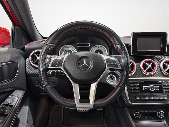 Mercedes-Benz A200 24 of 27