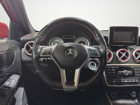 Mercedes-Benz A200 12 of 26