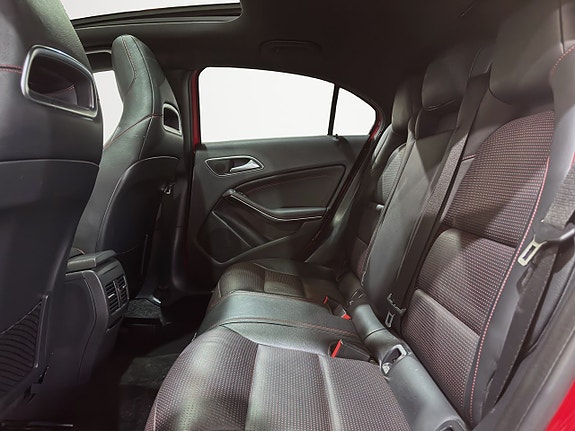 Mercedes-Benz A200 11 of 26