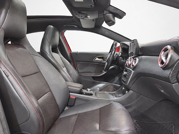 Mercedes-Benz A200 19 of 27