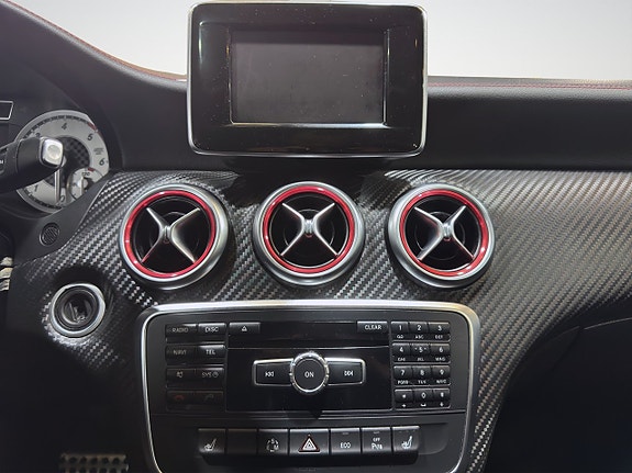 Mercedes-Benz A200 14 of 26