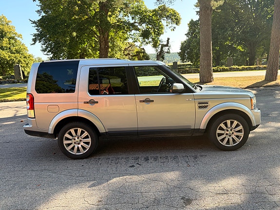 Land Rover Discovery 4 6 of 15