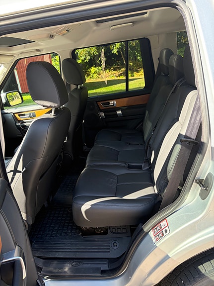 Land Rover Discovery 4 9 of 15