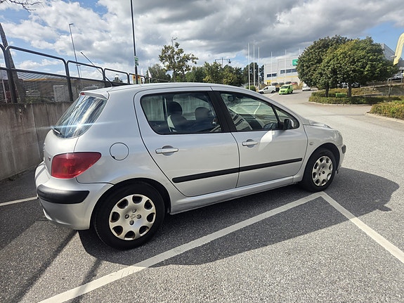 Peugeot 307 3 of 6