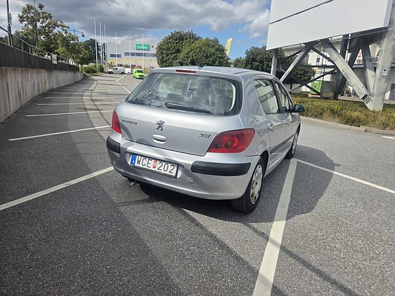 Peugeot 307 4 of 6