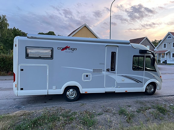 Carthago C-Tourer C1I 148 Endast 8000 mil, 5-bälte/Backkamera/Solcell/långbäddar 4 of 23