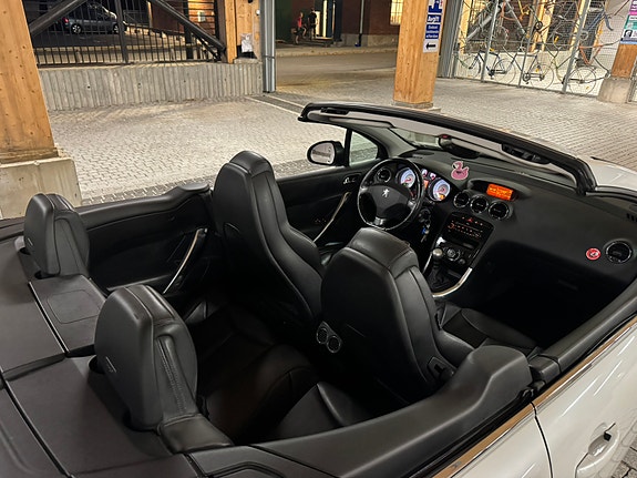 Peugeot 308 7 of 17