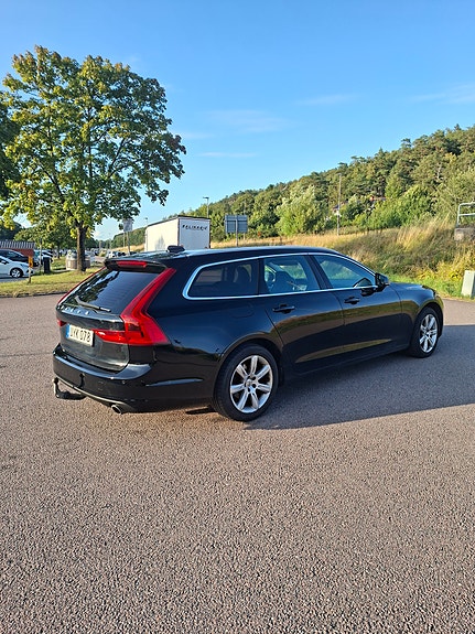 Volvo V90 8 of 11