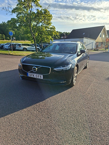 Volvo V90 2 of 11