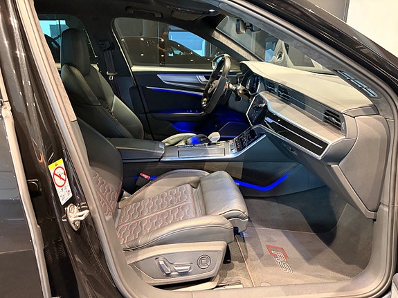 Audi RS6 3 of 30
