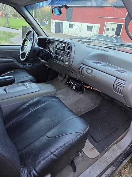 Chevrolet K2500 7 of 7
