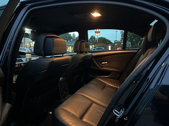 BMW 520d 10 of 11