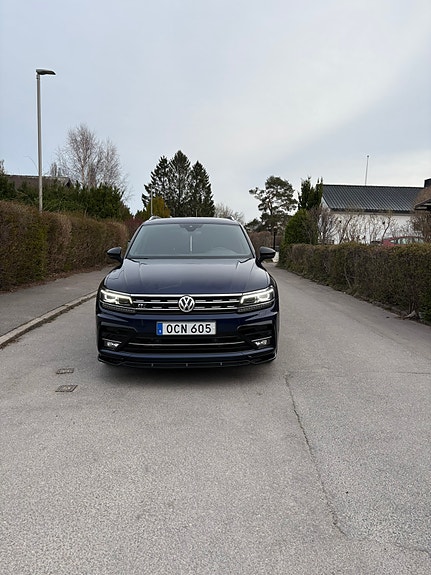 Volkswagen Tiguan 2 of 9