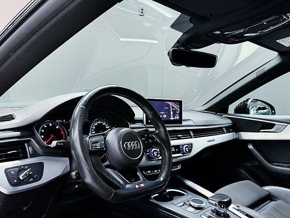 Audi A5 14 of 18