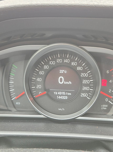 Volvo V40 5 of 6
