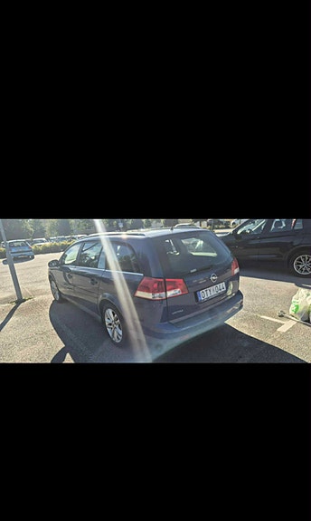 Opel Vectra 3 of 5