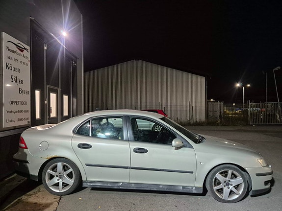 Saab 9-3 7 of 12