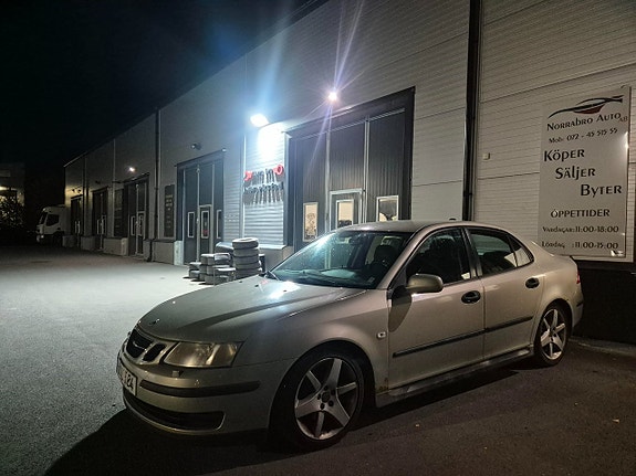 Saab 9-3 10 of 12