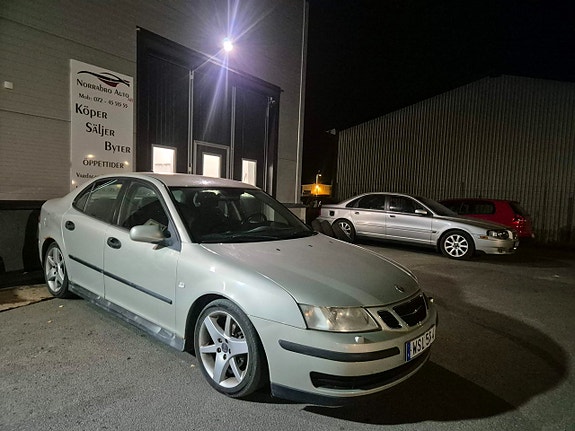 Saab 9-3 8 of 12