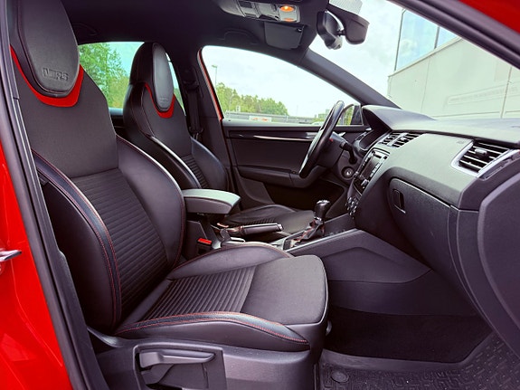 Skoda Octavia RS 12 of 16
