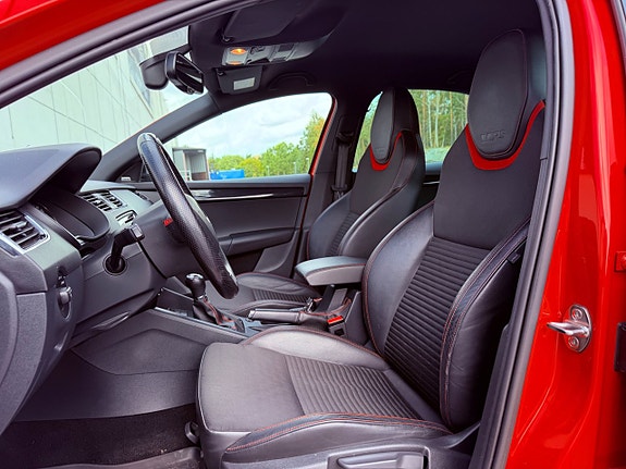 Skoda Octavia RS 9 of 16