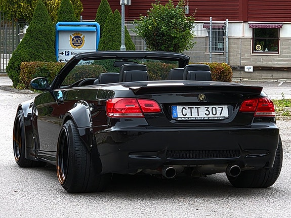 BMW 335i 6 of 15