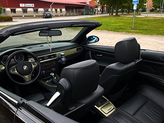 BMW 335i 10 of 15