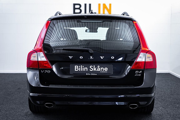 Volvo V70 10 of 26