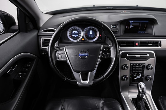 Volvo V70 18 of 26