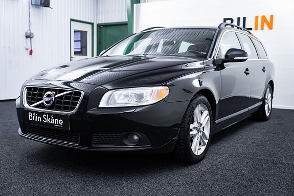 Volvo V70 5 of 26