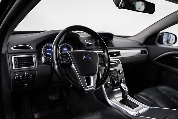 Volvo V70 15 of 26