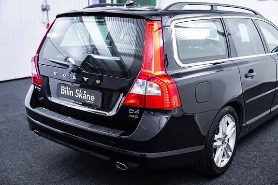 Volvo V70 13 of 26