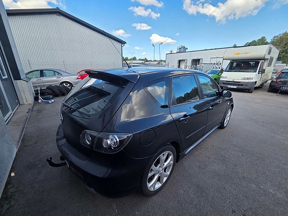 Mazda 3 4 of 12