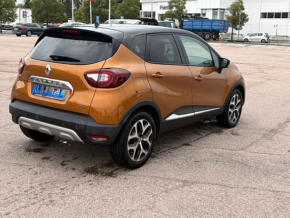 Renault Captur 4 of 7