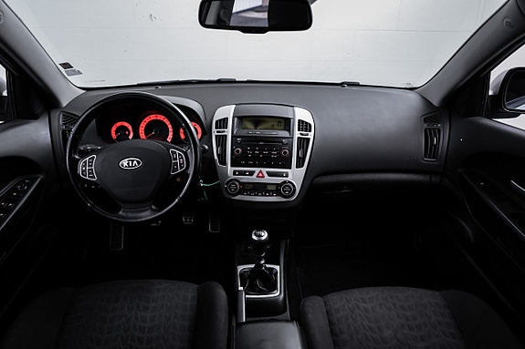 Kia Ceed 11 of 15