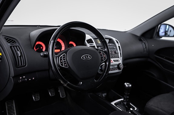 Kia Ceed 9 of 15