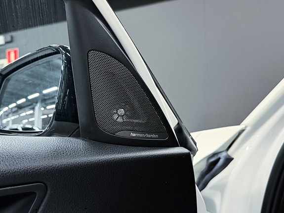 BMW 118d 13 of 14