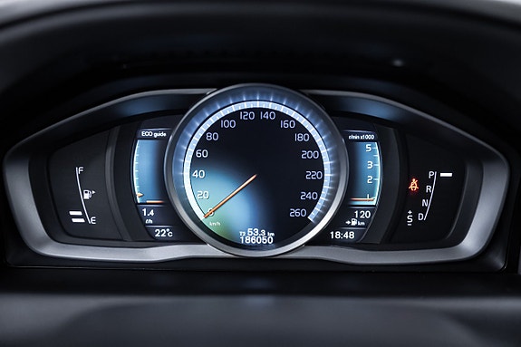 Volvo XC60 21 of 30