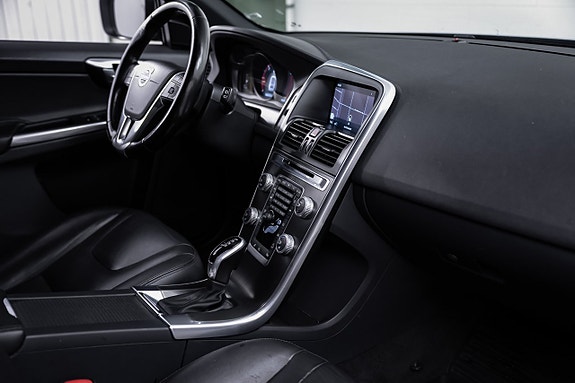Volvo XC60 28 of 30