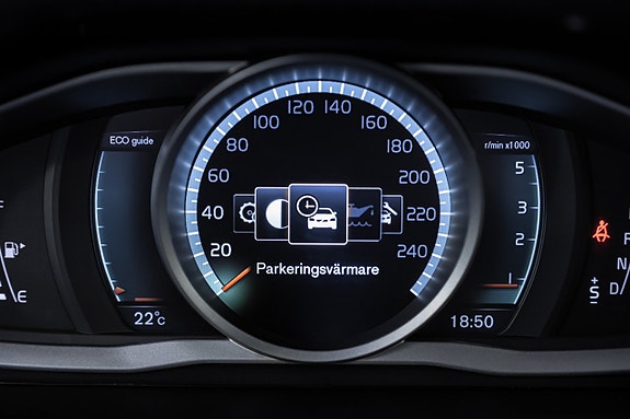 Volvo XC60 23 of 30