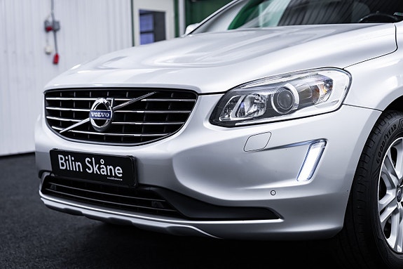 Volvo XC60 7 of 30