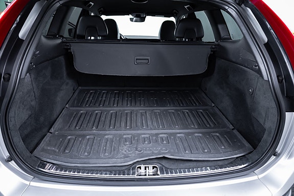 Volvo XC60 30 of 30