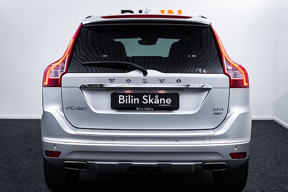 Volvo XC60 13 of 30