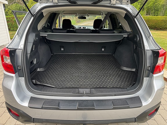 Subaru Outback 8 of 8