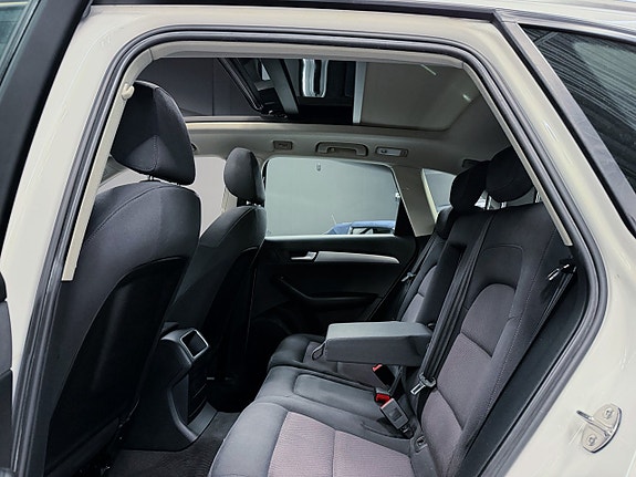 Audi Q5 6 of 12