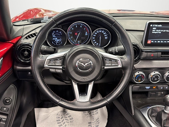 Mazda MX-5 14 of 20